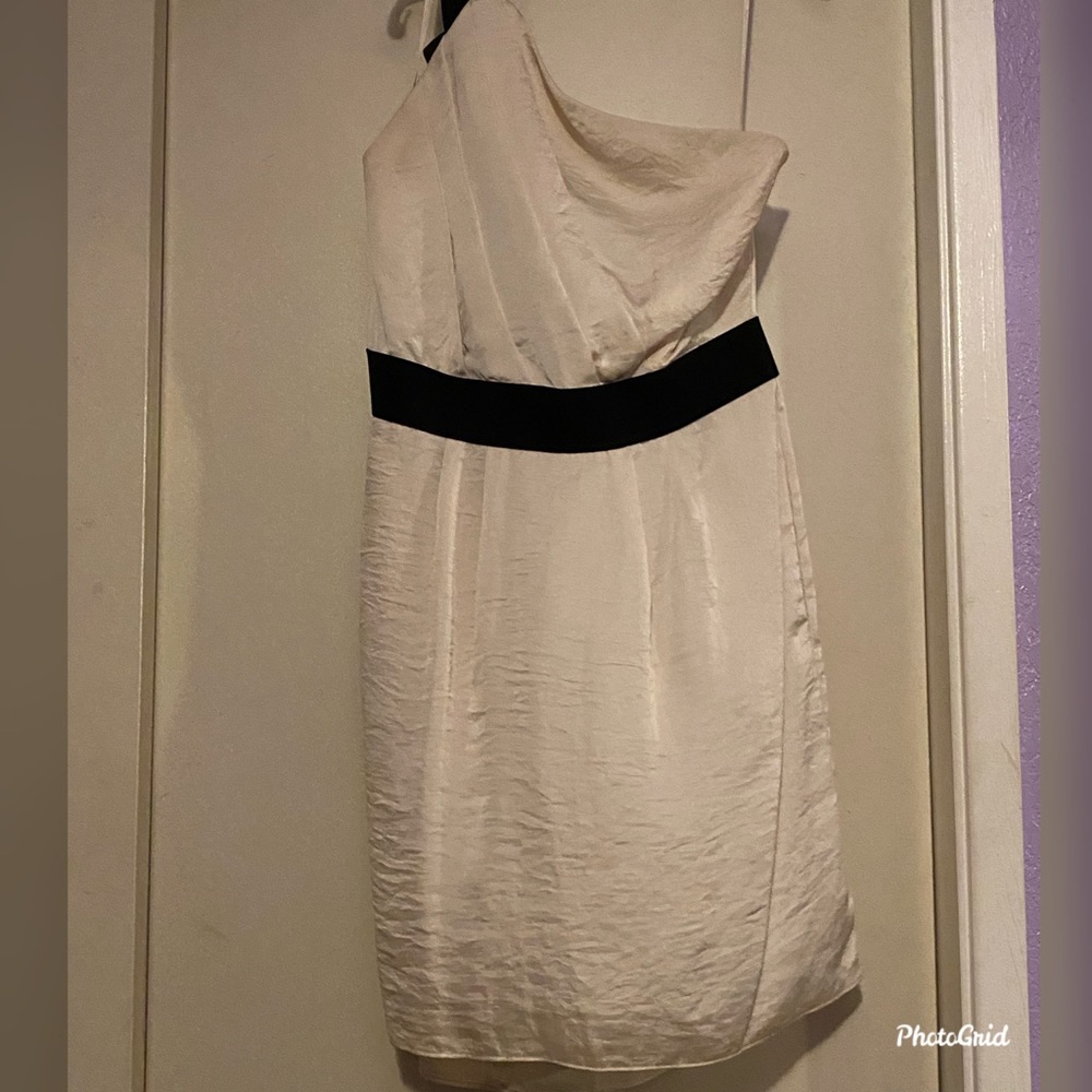 BCBGENERATION mini white and black dress
